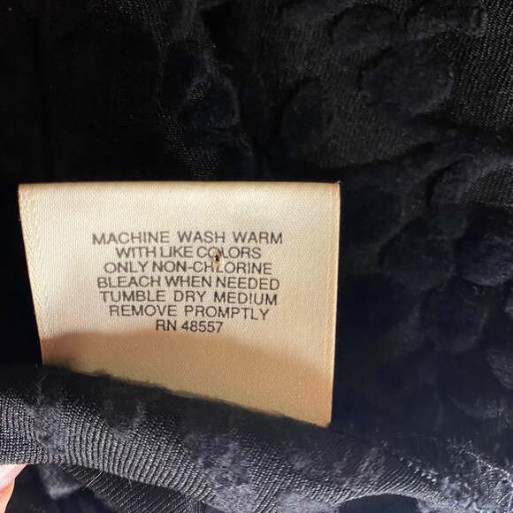 French Laundry Sz M Black Long Sleeve Velvet Floral goth witchy vampire classic - Picture 6 of 8
